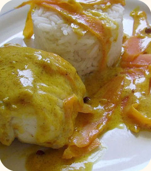 Queues de lotte aux crevettes et au curry